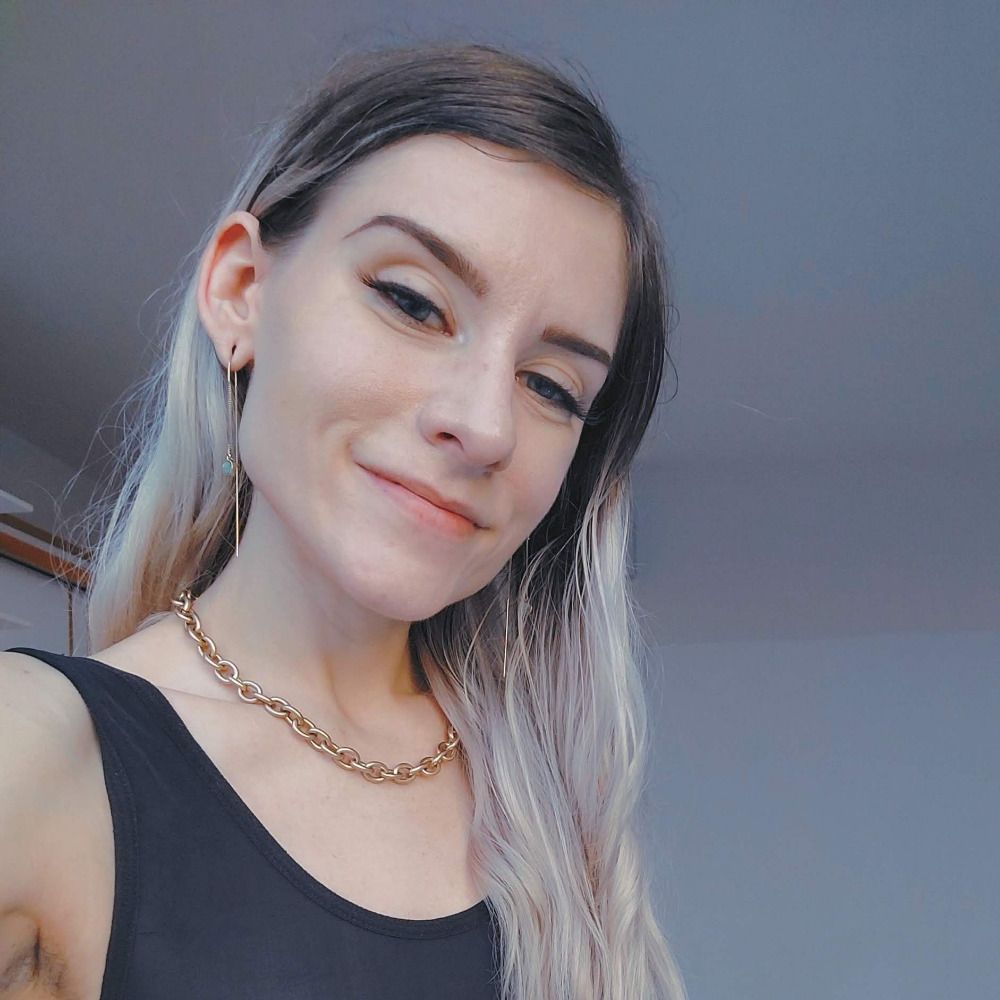 nolan / em ✨🌴 traveling camgirl