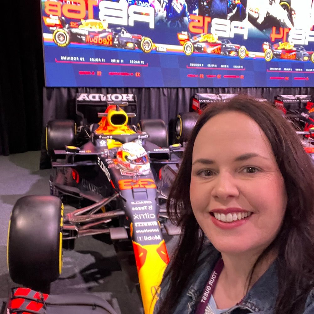 Danielle Anne 🇮🇪📚💖🏎️