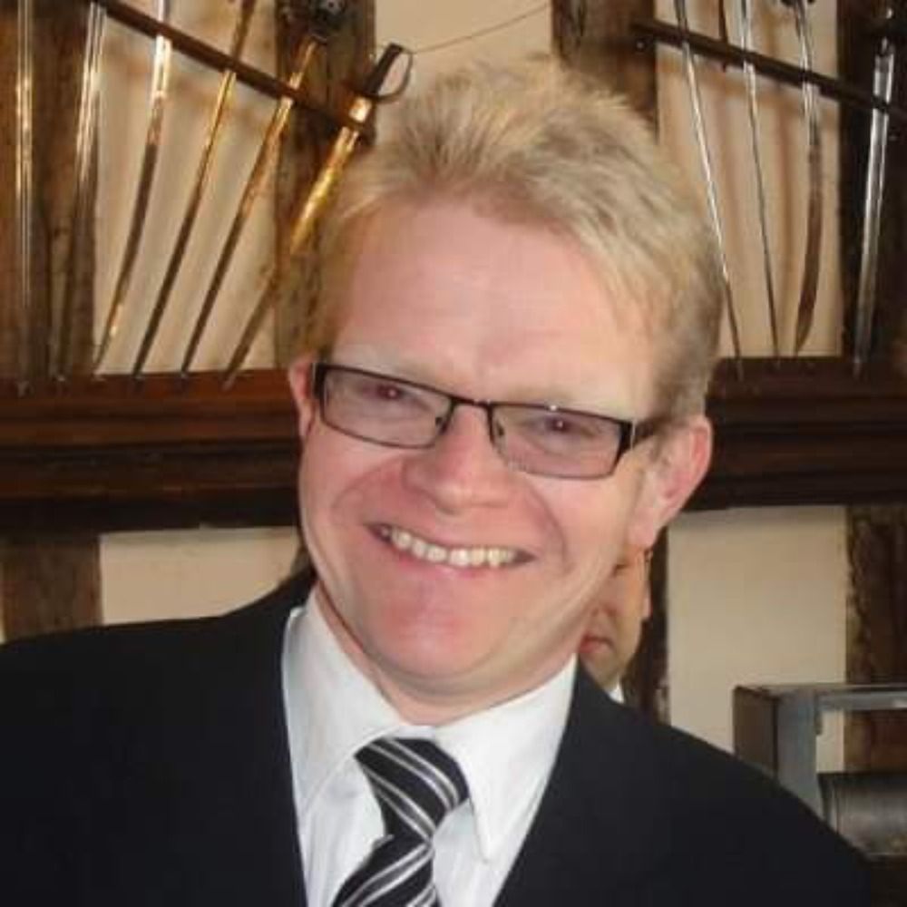 Daryl Davies