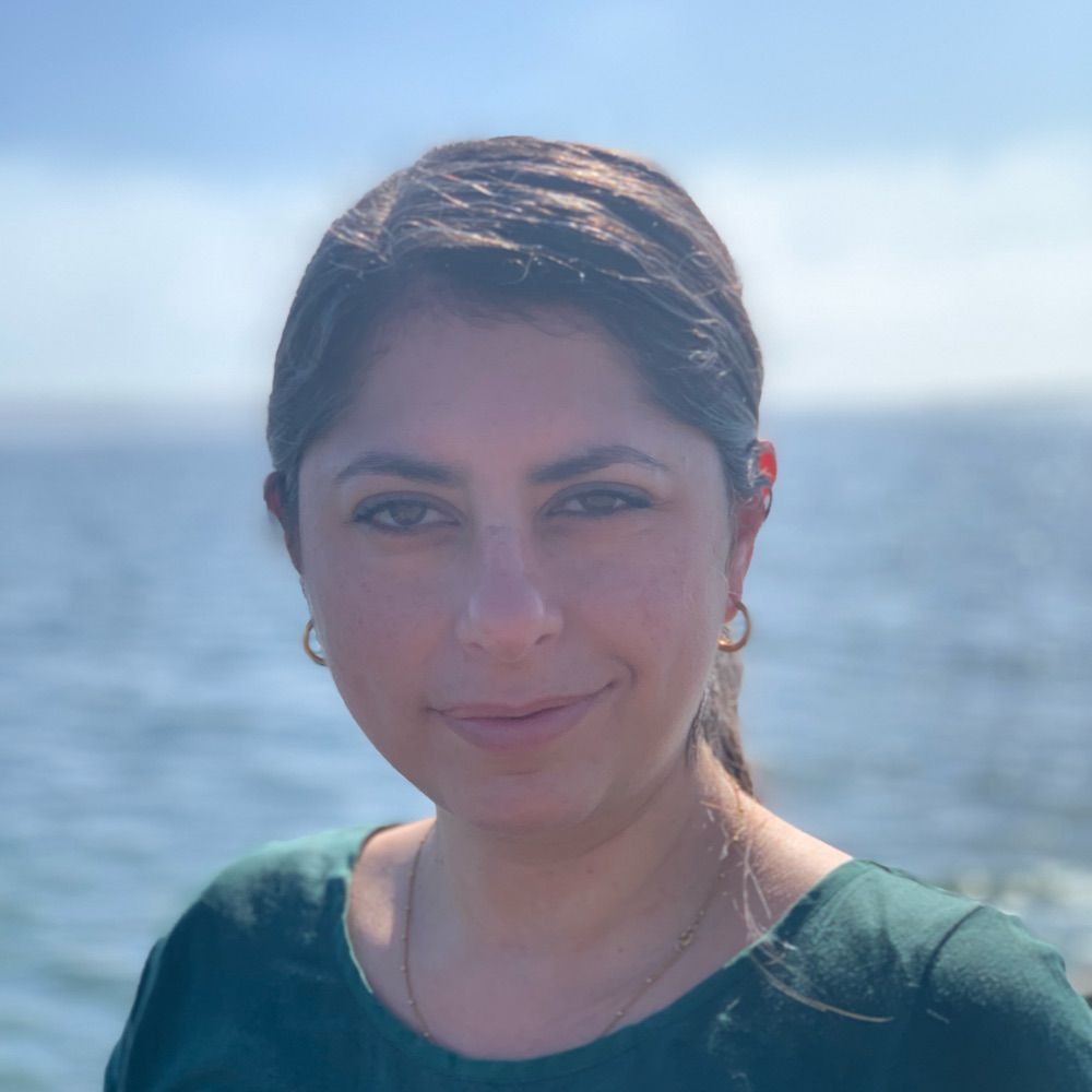 Dr. Claudia L Satizábal