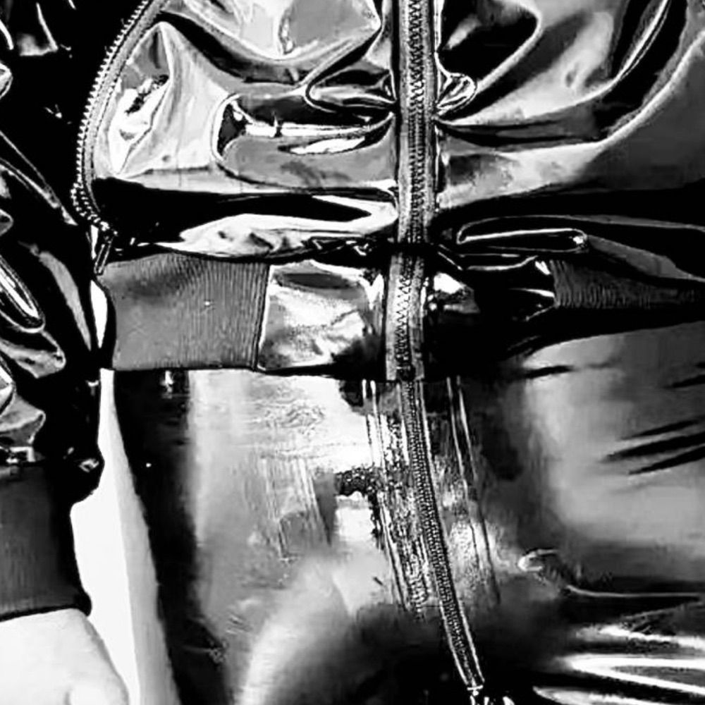 Shiny rubber