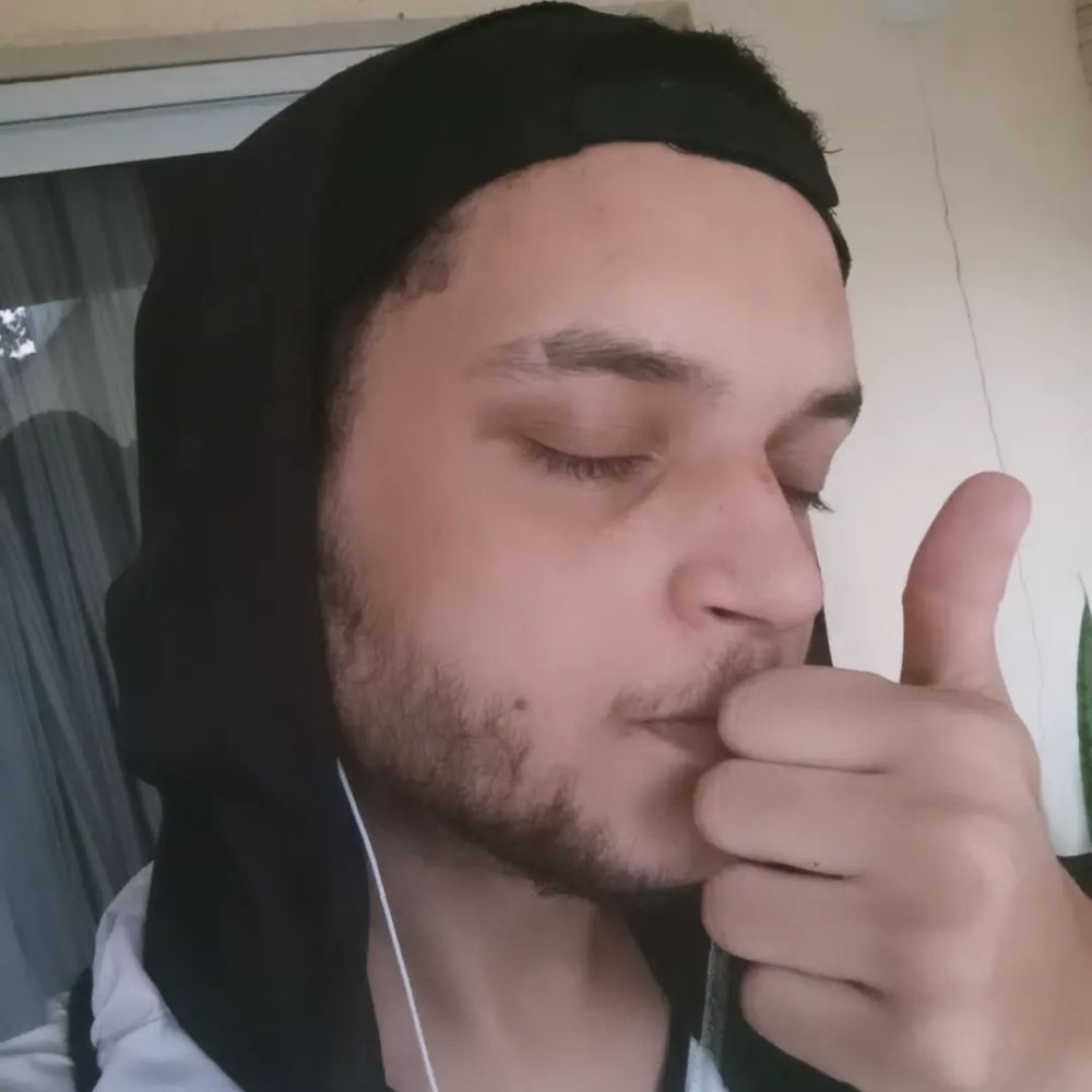 Dell Bastos ~
