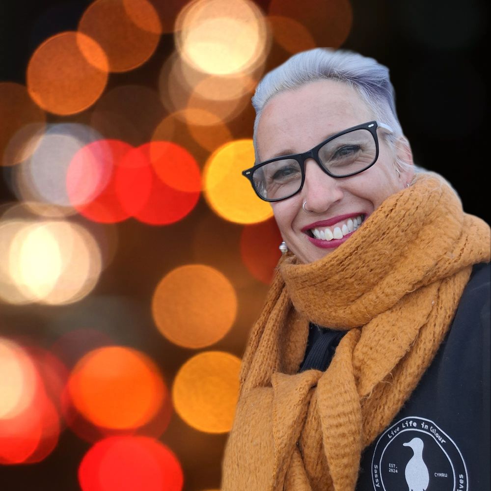 Lou Rodrigues (she/her)