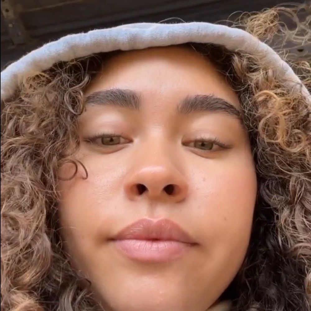 ✩ Bae