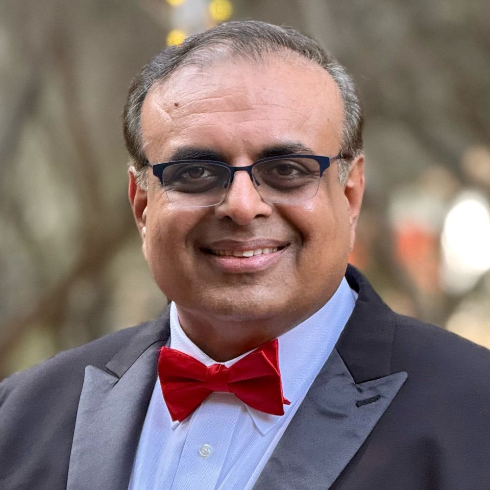 Khan M  Siddiqui, MD