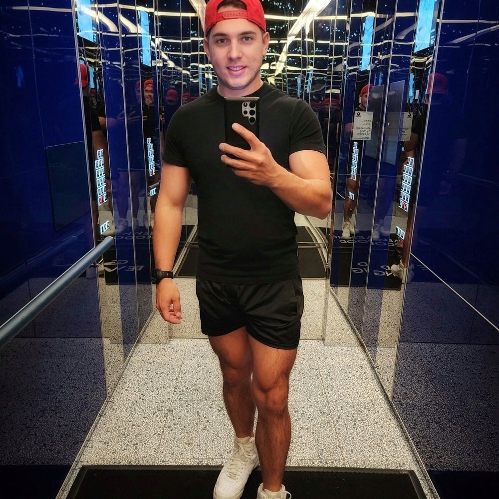 Mike Oceans