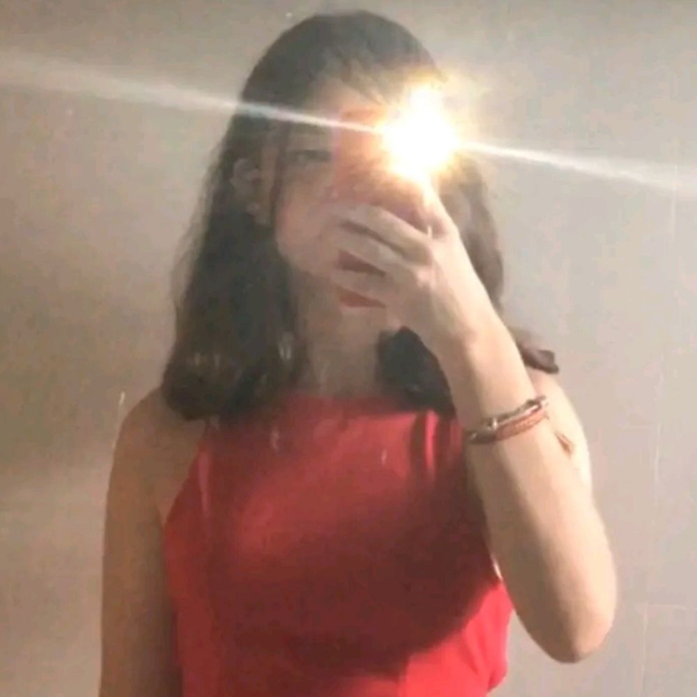 𝑲𝒚𝒂𝒓𝒂 𝑹𝒐𝒎𝒂𝒏