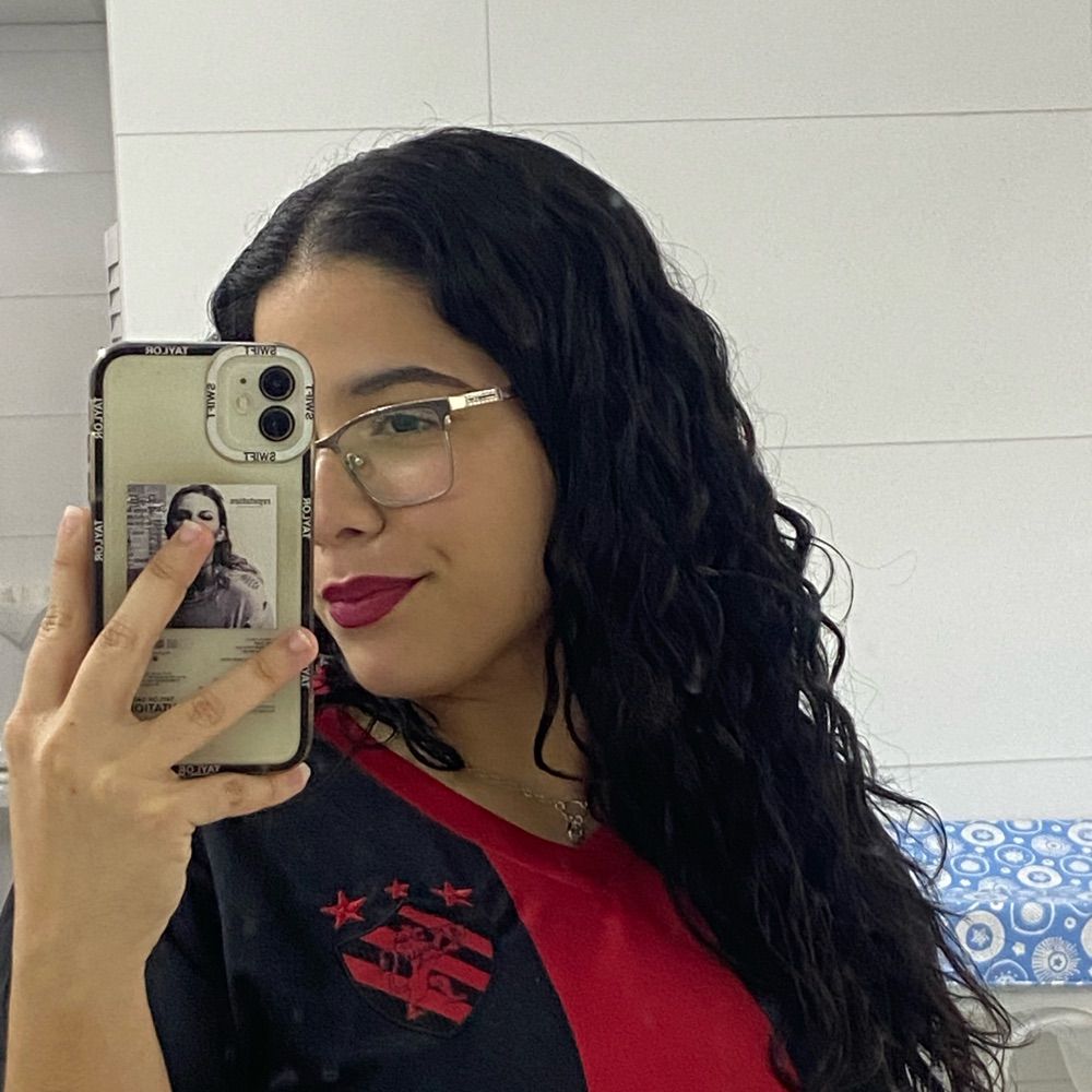 ducla is reading principes da terra do nunca