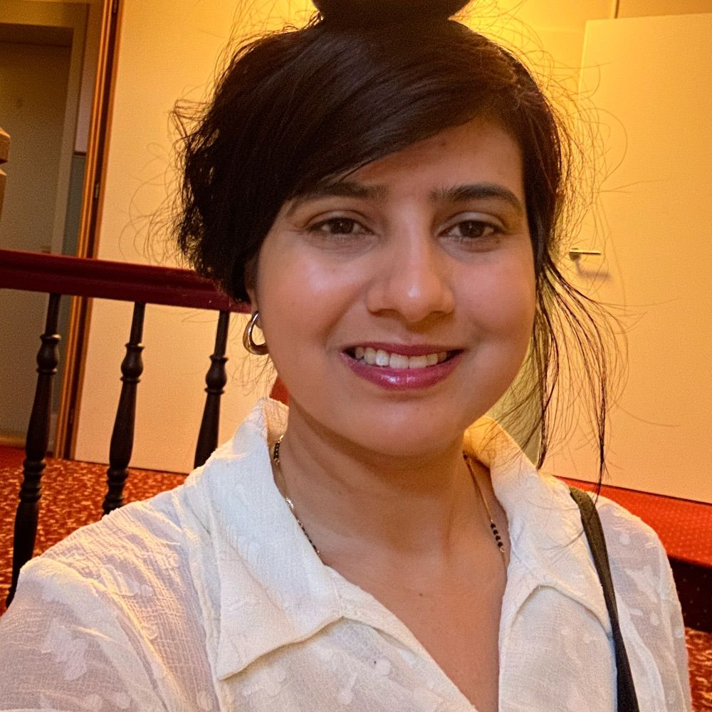 Rekha DR