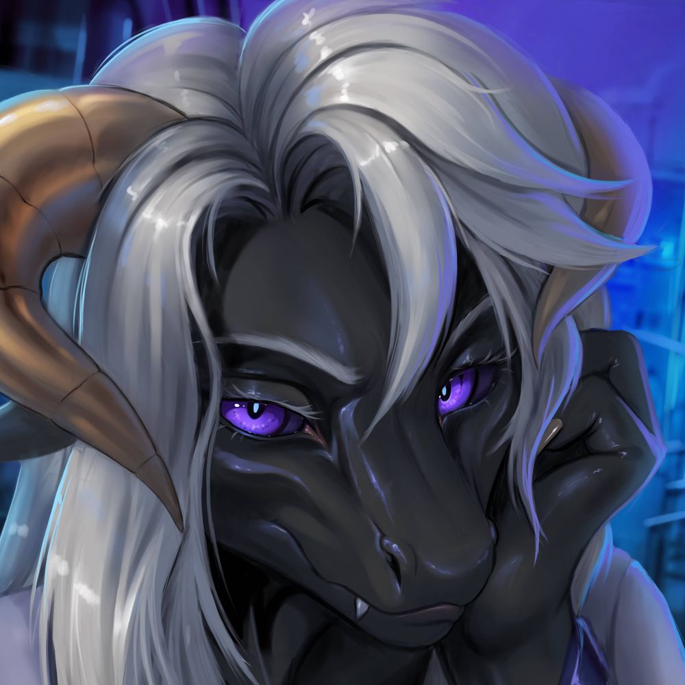 The explorer dragoness🏳️‍⚧️
