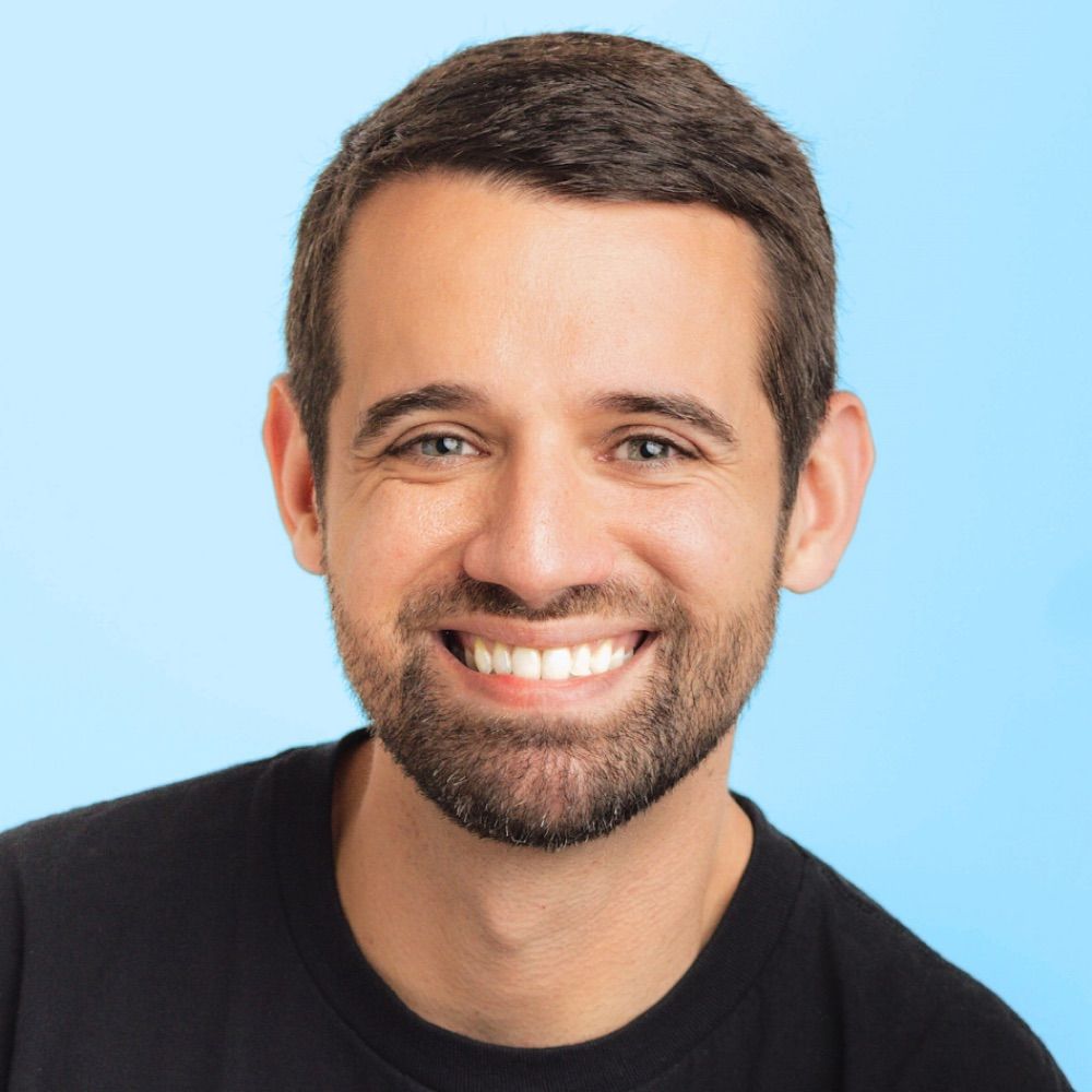 Adam Medeiros