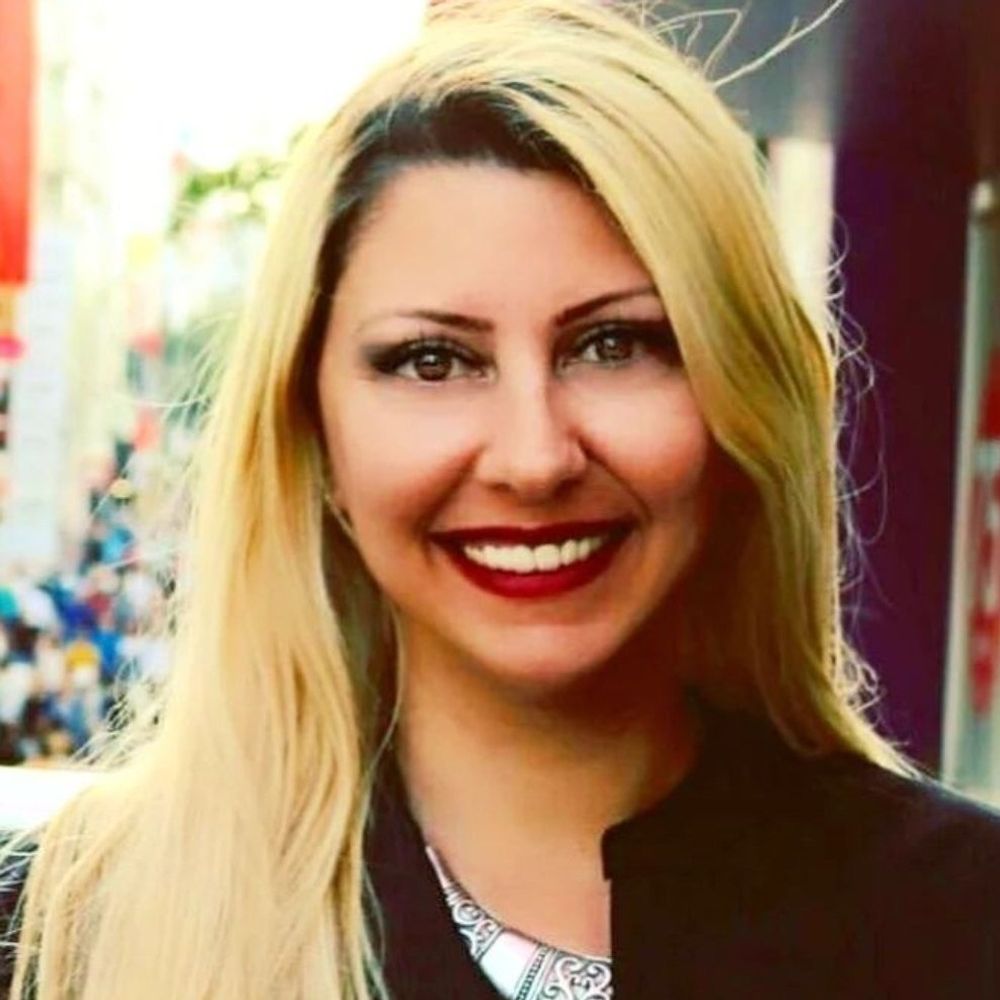 Hayat Özlem Kayalı 