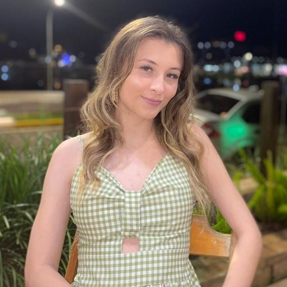 Graciele Back