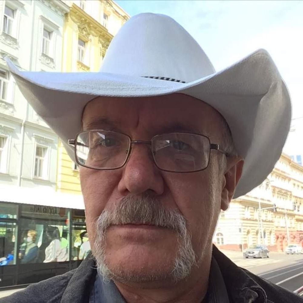 Vlastimil Shaana Šantroch 