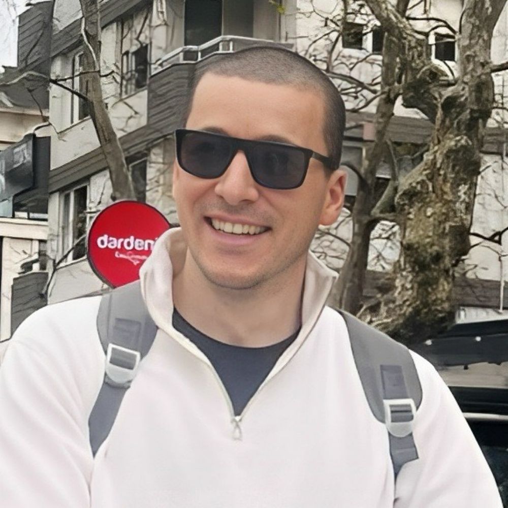 Hüseyin Sayın