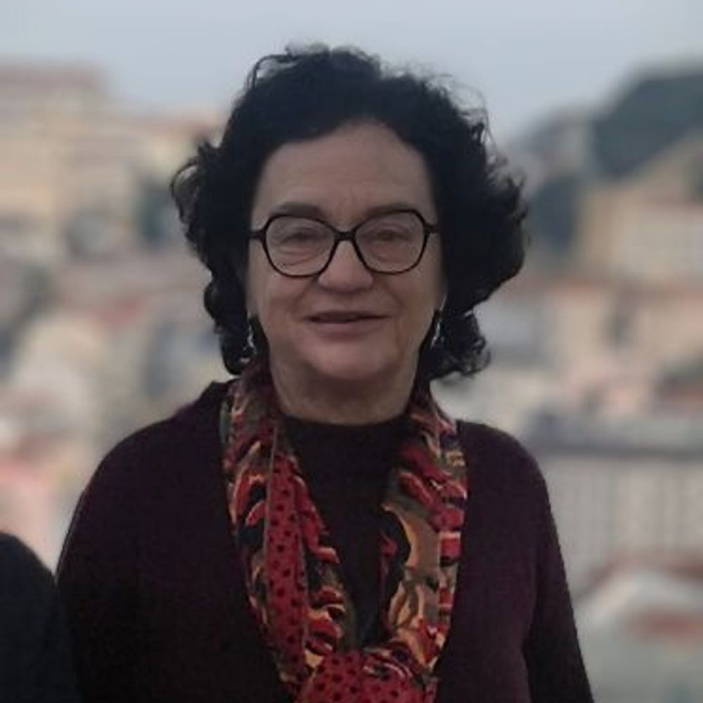 Carlota Bustelo