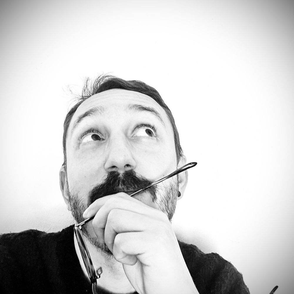 Simone Tuzza