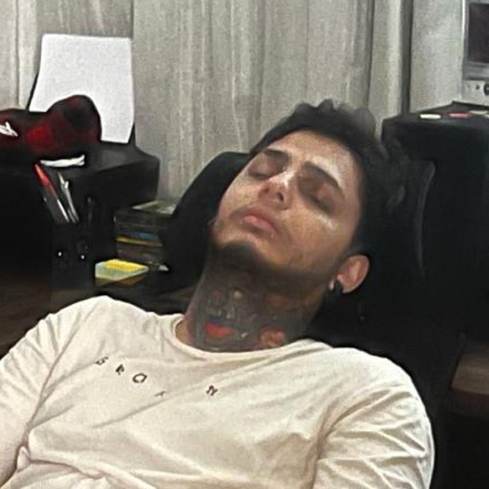 Victor em busca de insulina 