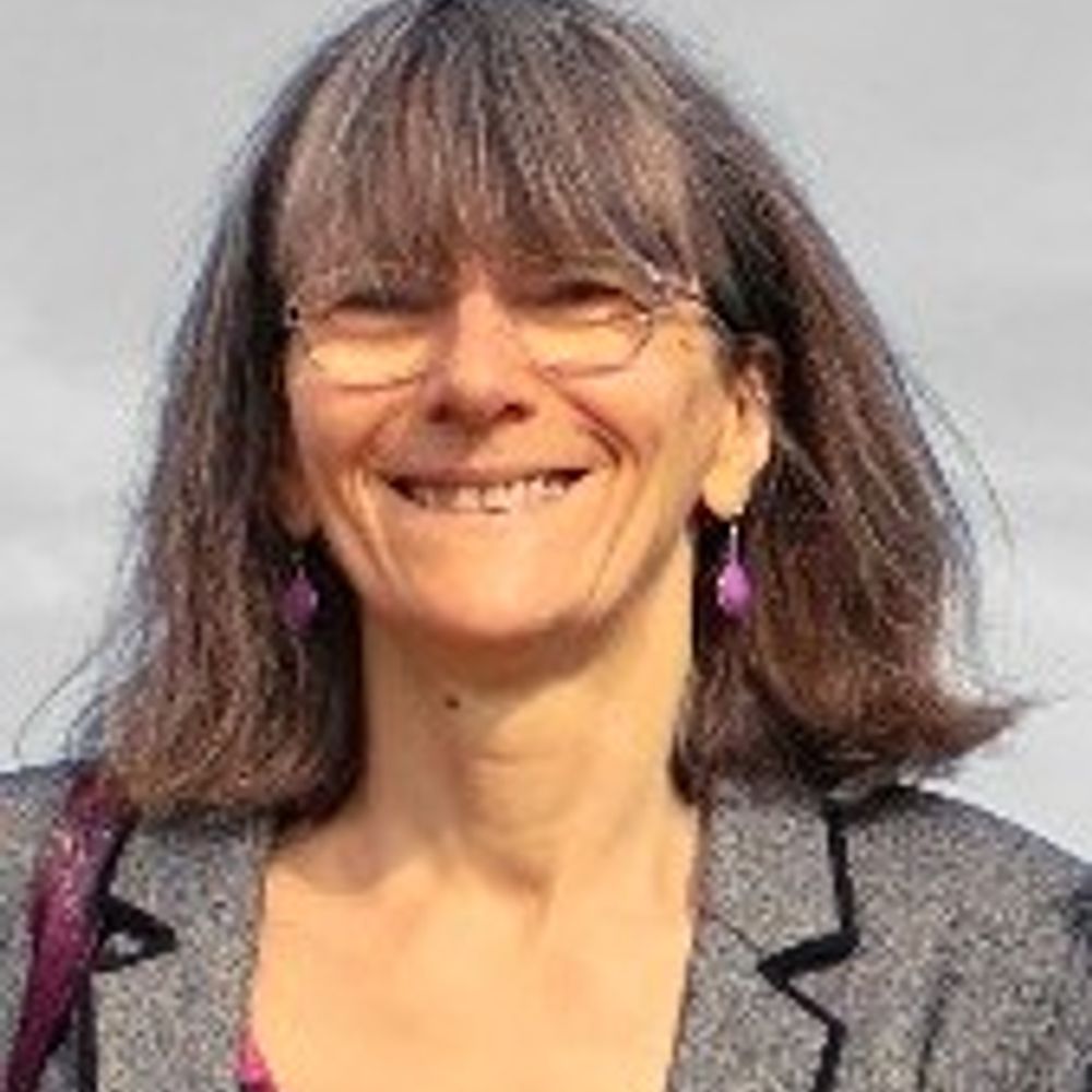 Caroline Davies