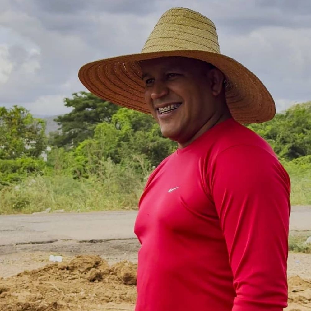 Julio Yanez