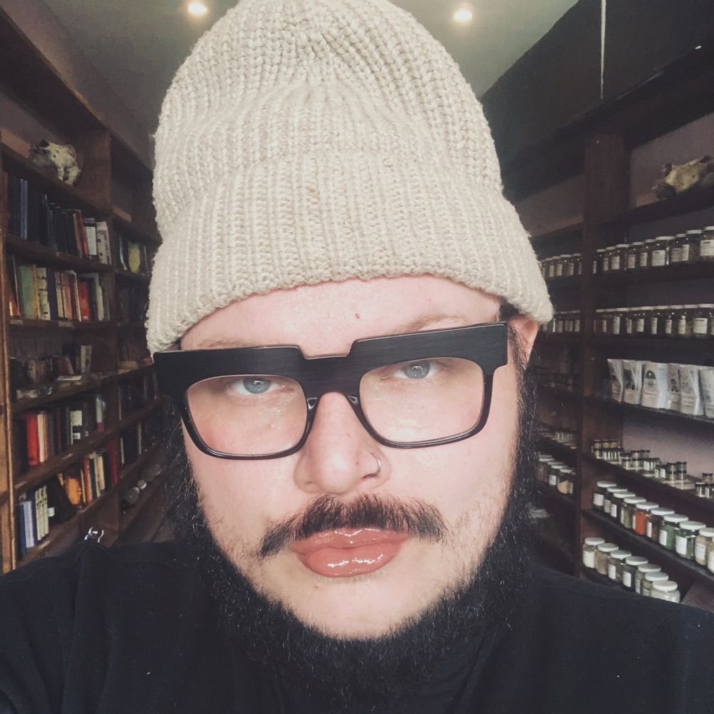 Bee Sampson