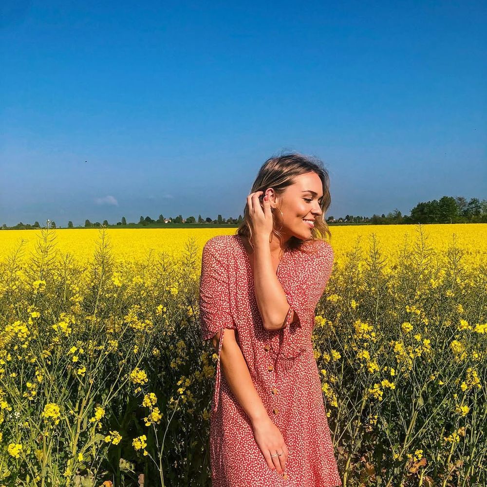 mona071299.bsky.social profile picture