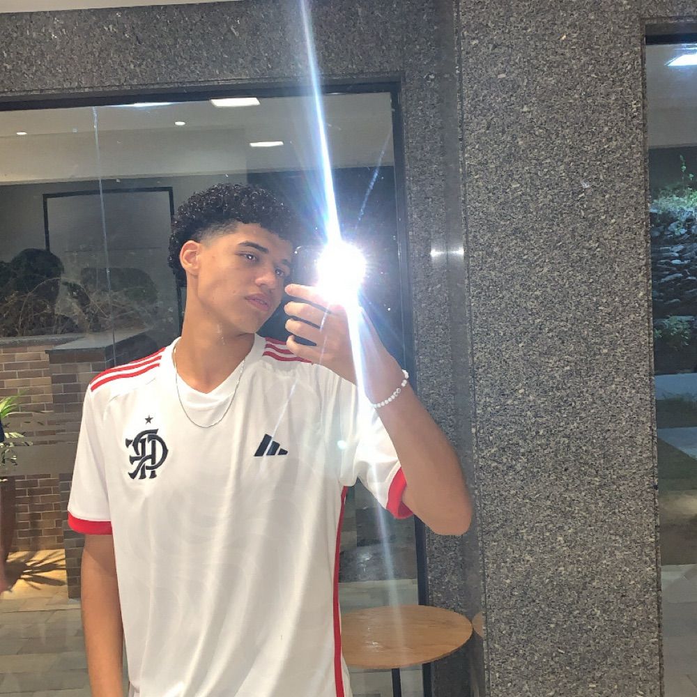 Adam💫