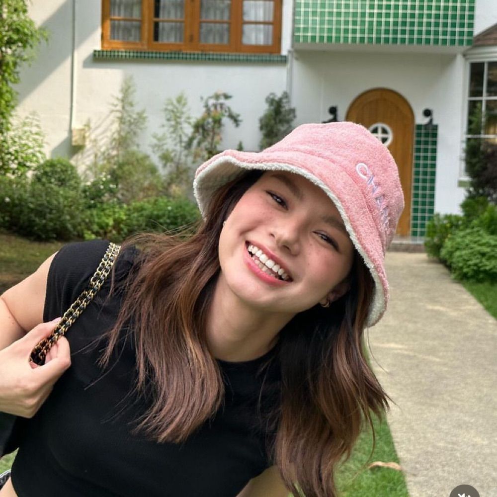 laura juridico khun sam