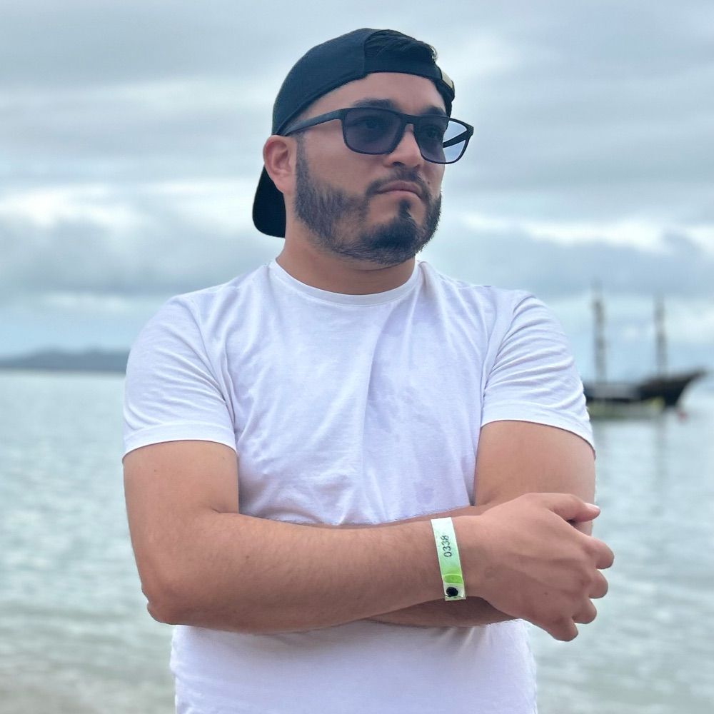 Alejandro González