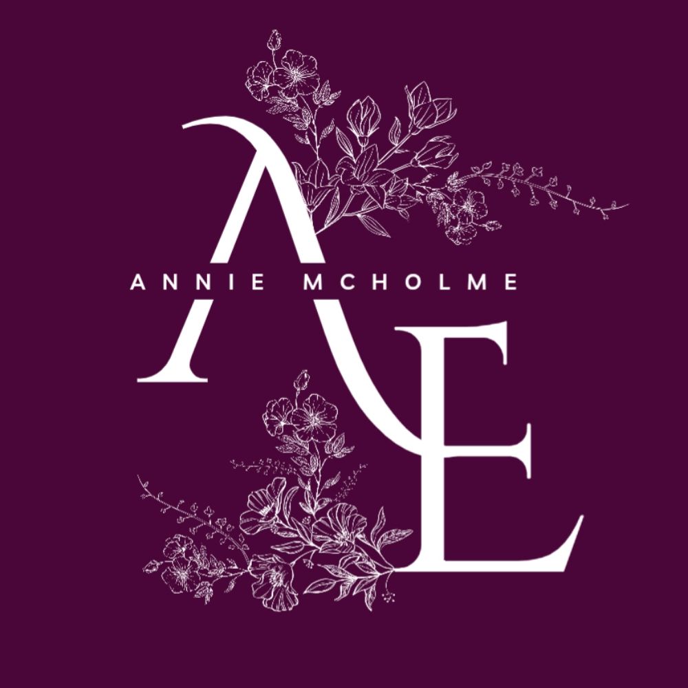 Annie "A.E." McHolme 💜 Author