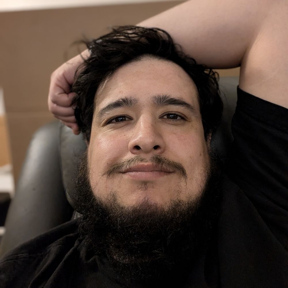 Alberto M.