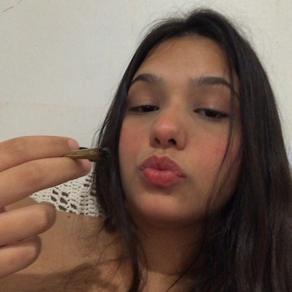 paulinha cretina 