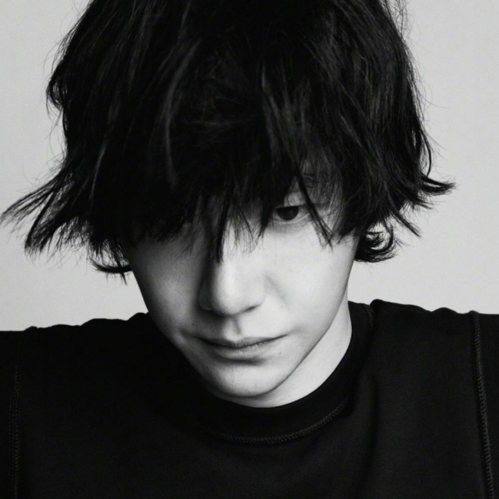 อี้ป๋อหล่อมากๆๆๆๆๆๆ