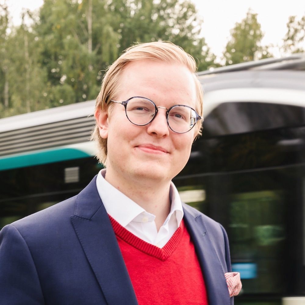 Toni Pakarinen