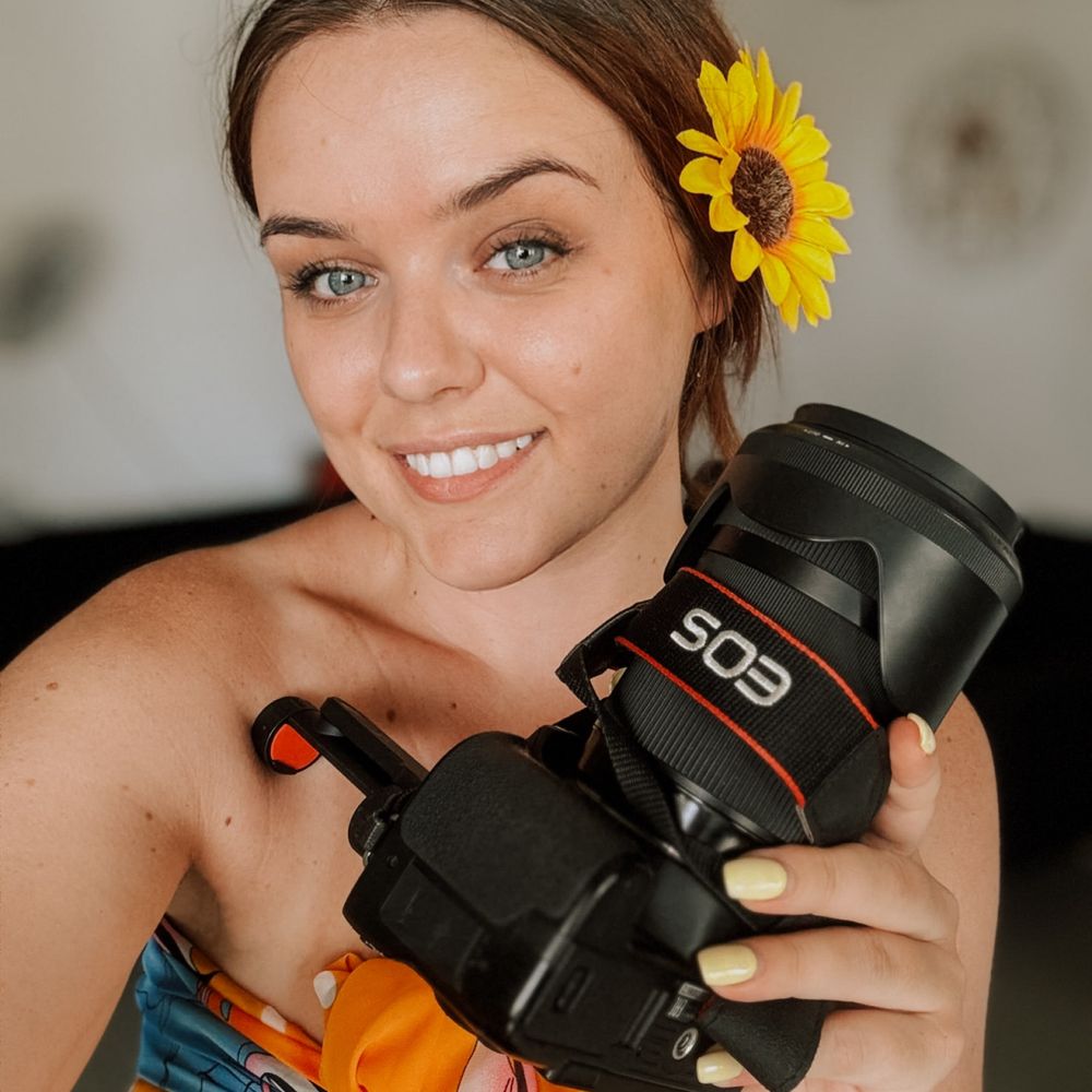 Monika | Photographer in Cyprus 🌸