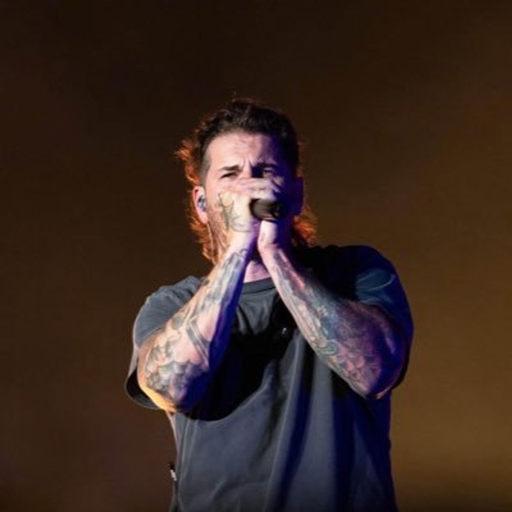 M. Shadows
