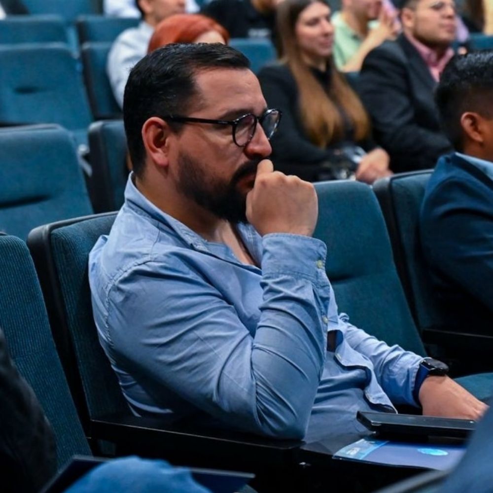 isaaclflores.bsky.social