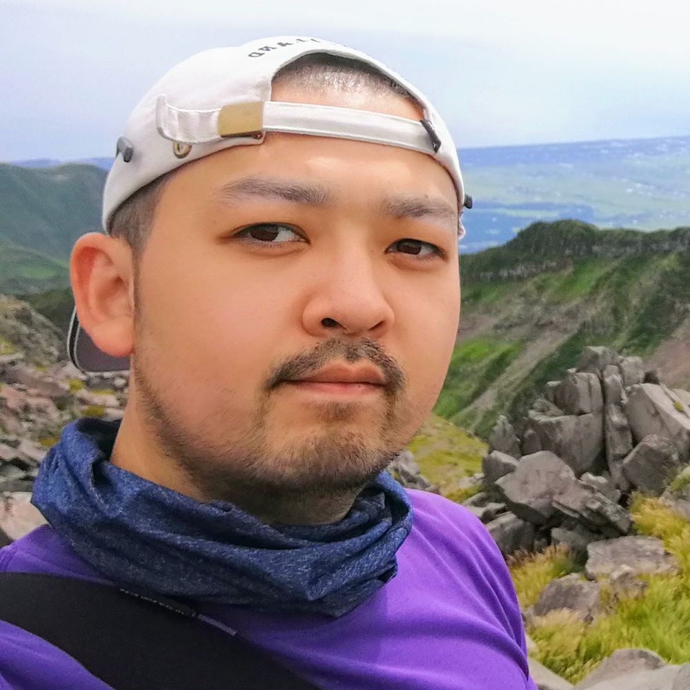 深堀哲史