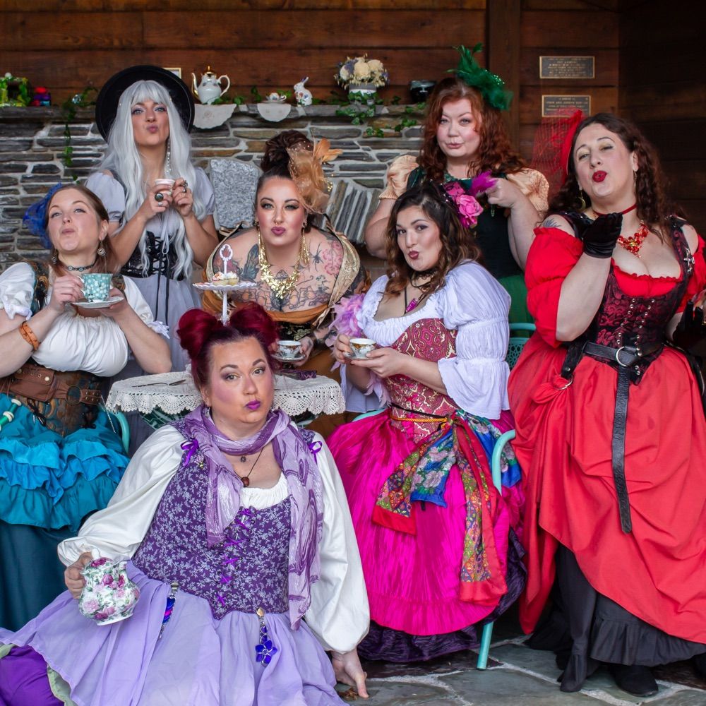 The Harlot Queens