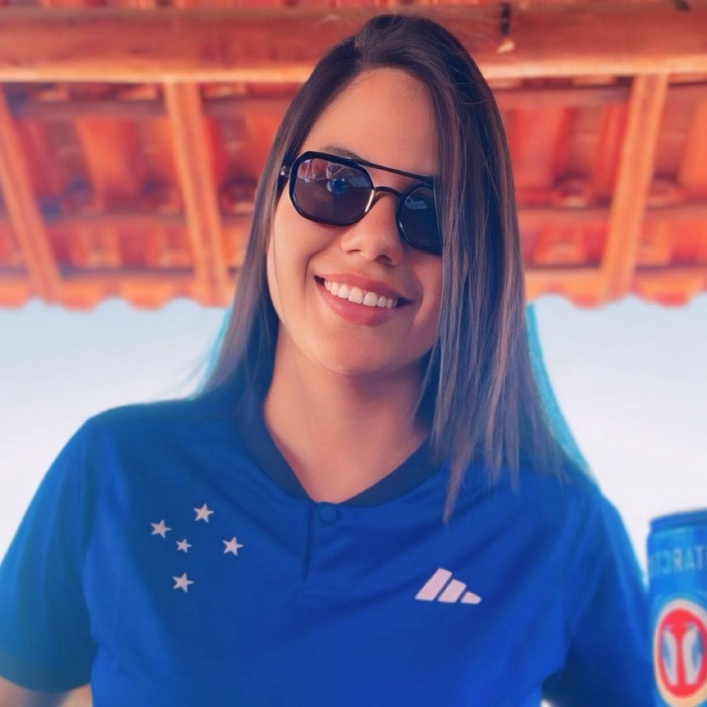 Amanda Alves 