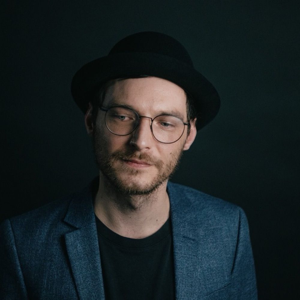 Sven Laux