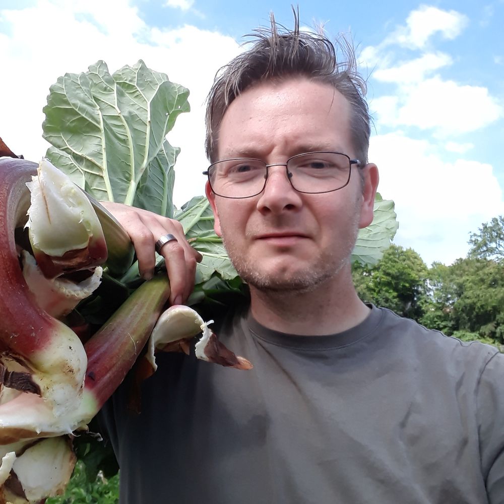 Darren T, Gardener