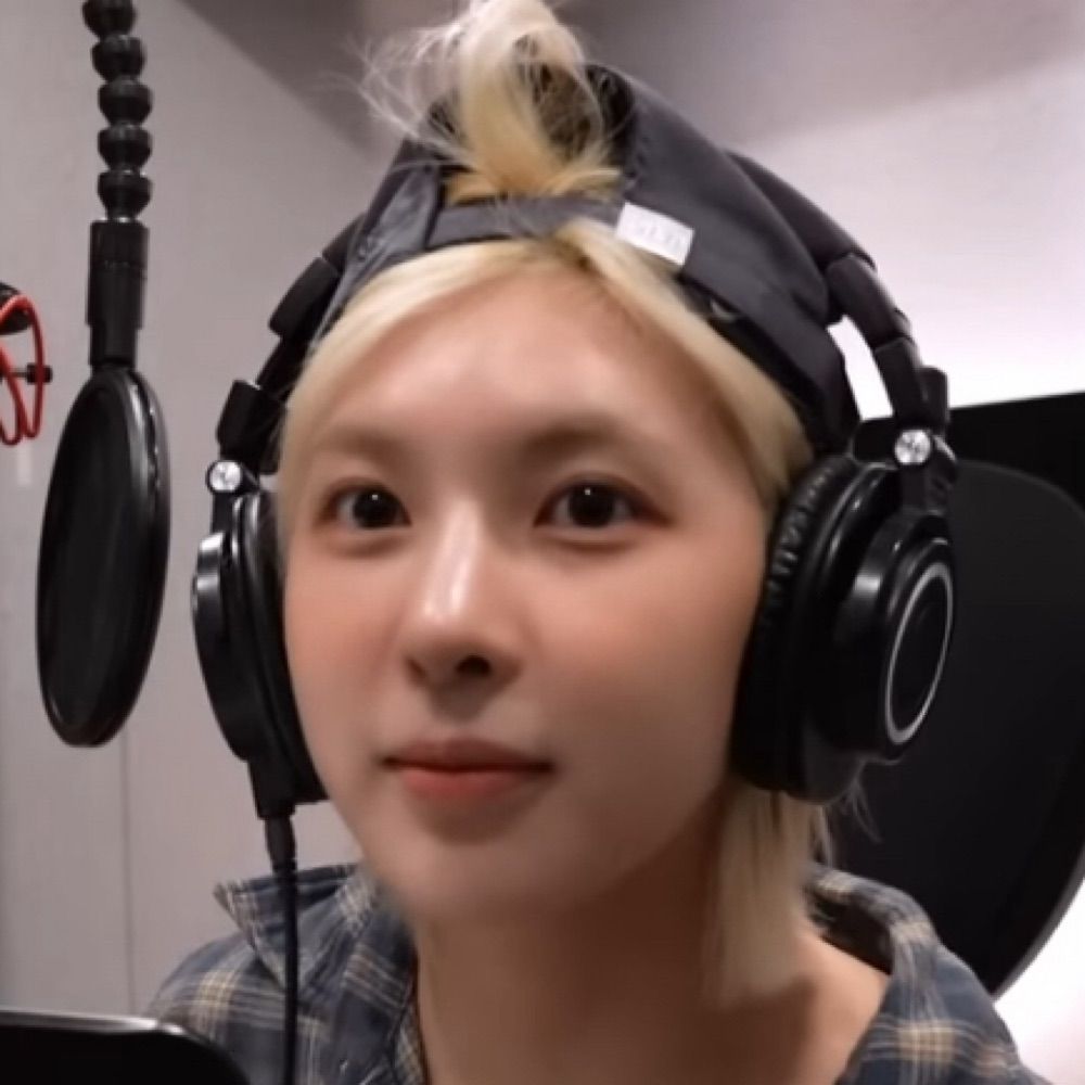 hair in the air soty