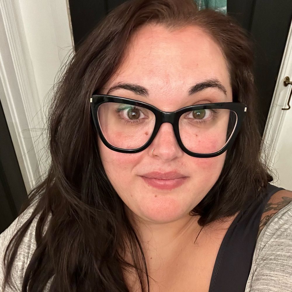 Cassie (she/her)