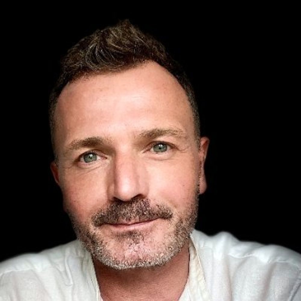 Benoit Raphael