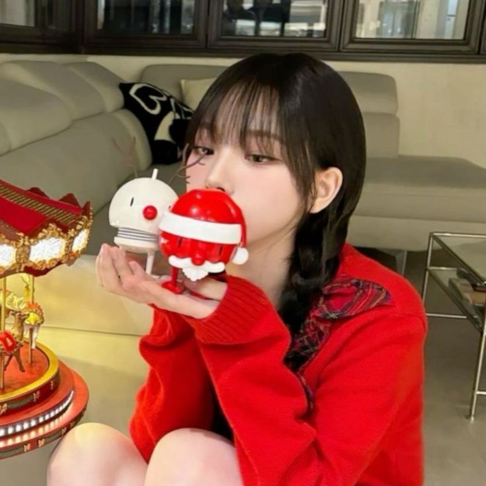 ˗ˋˏ𝑨𝗻a͟ ✦︱𝙲𝚑𝑟𝑖𝙨𝙩m͟a͟s̶ 𝑽𝘦𝙧𝗌i͟o̶n̶!🎄