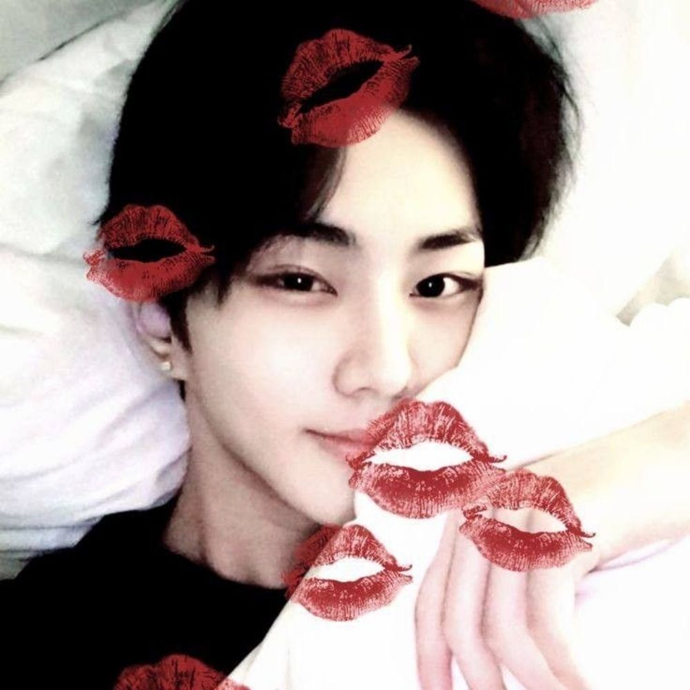Anna Jungwon's gf♡