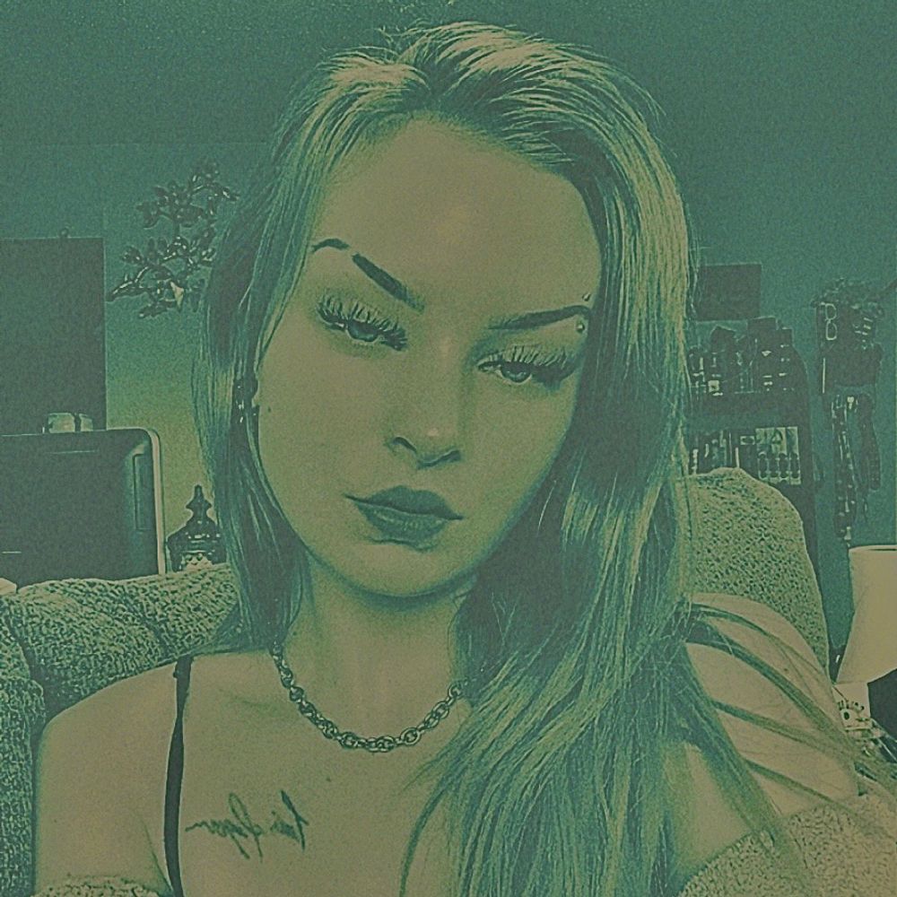 𝕓𝕣𝕒𝕟𝕕𝕚 𝚖𝚊𝚛𝚒𝚎✩