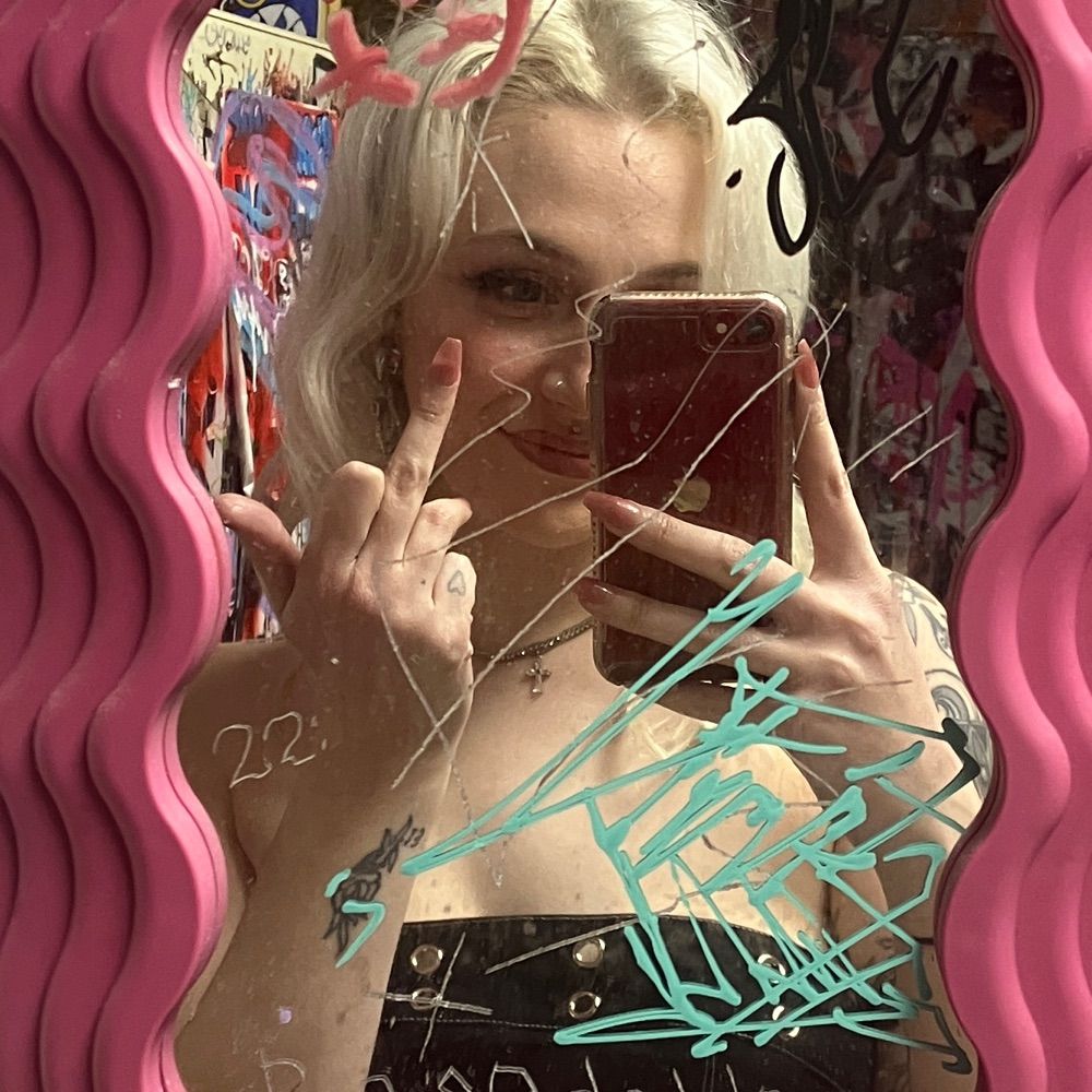 𝔥𝔞𝔫𝔫𝔞𝔥-𝔧𝔢𝔞𝔫