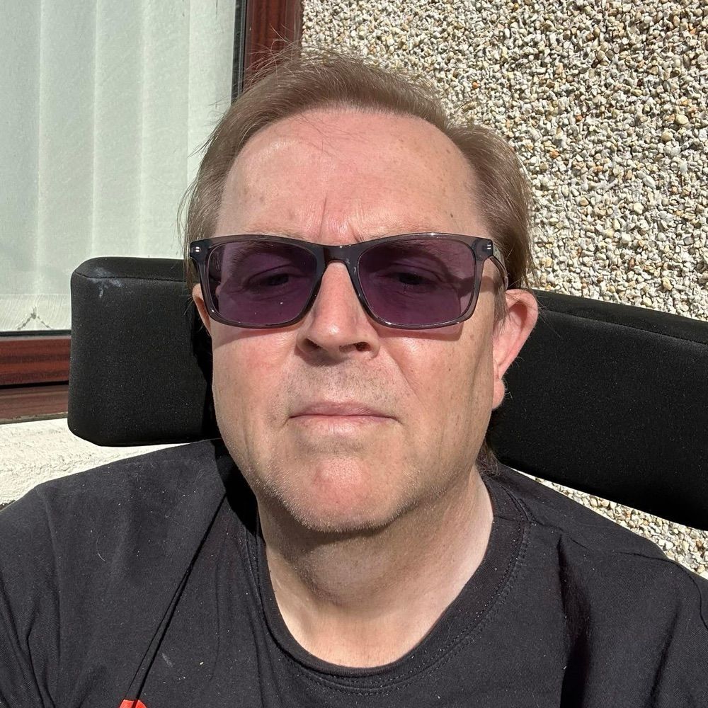 Dermot Rathbone 🌹🕊️ 🏳️‍🌈🇺🇦 🇪🇺